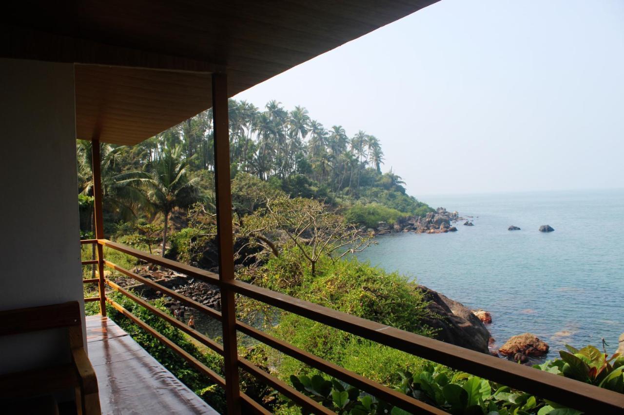 Pacific Sunset View Palolem Hotel Exterior photo