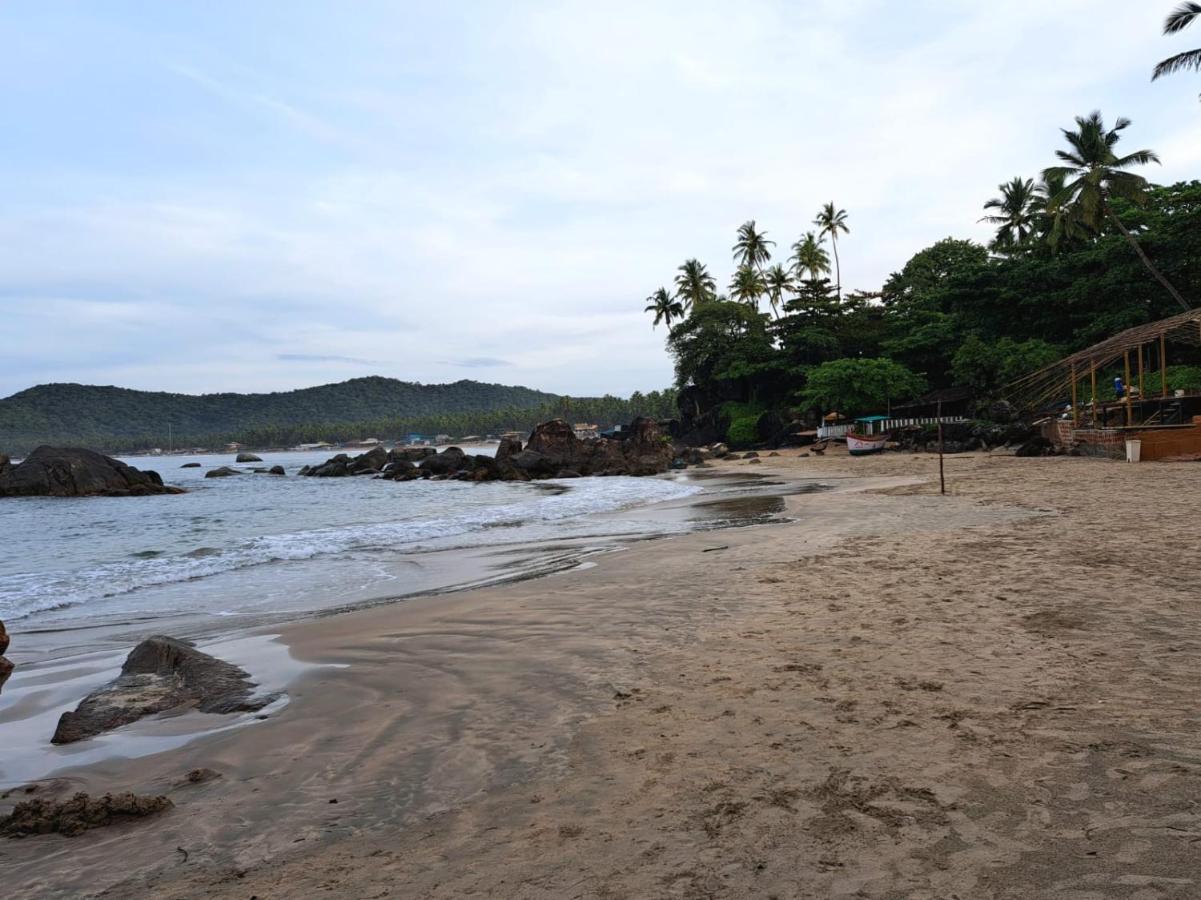 Pacific Sunset View Palolem Hotel Exterior photo