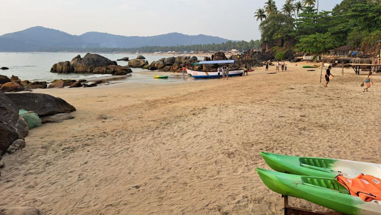 Pacific Sunset View Palolem Hotel Exterior photo